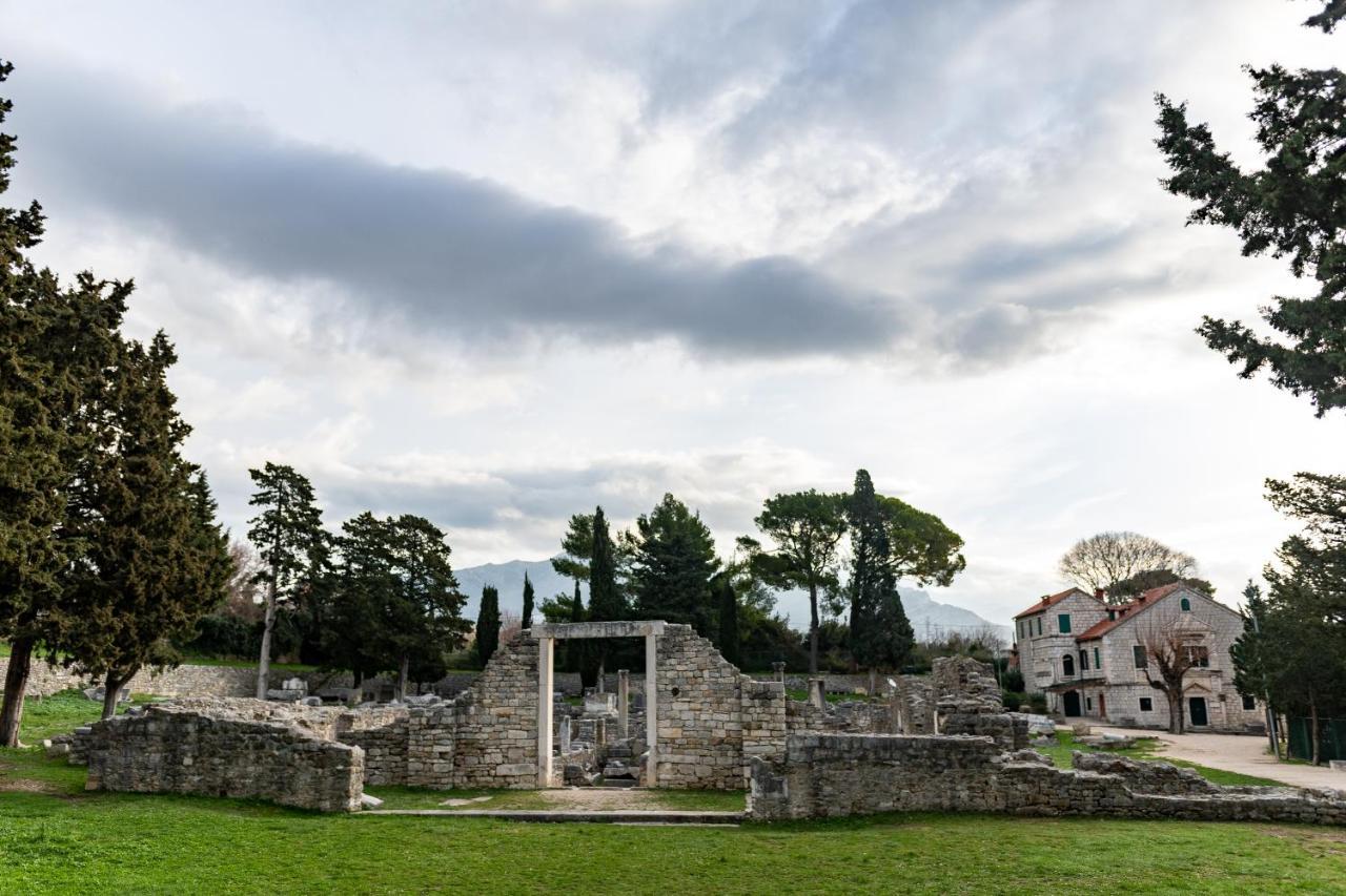M&M Pelivan Apartments Σολίν Εξωτερικό φωτογραφία