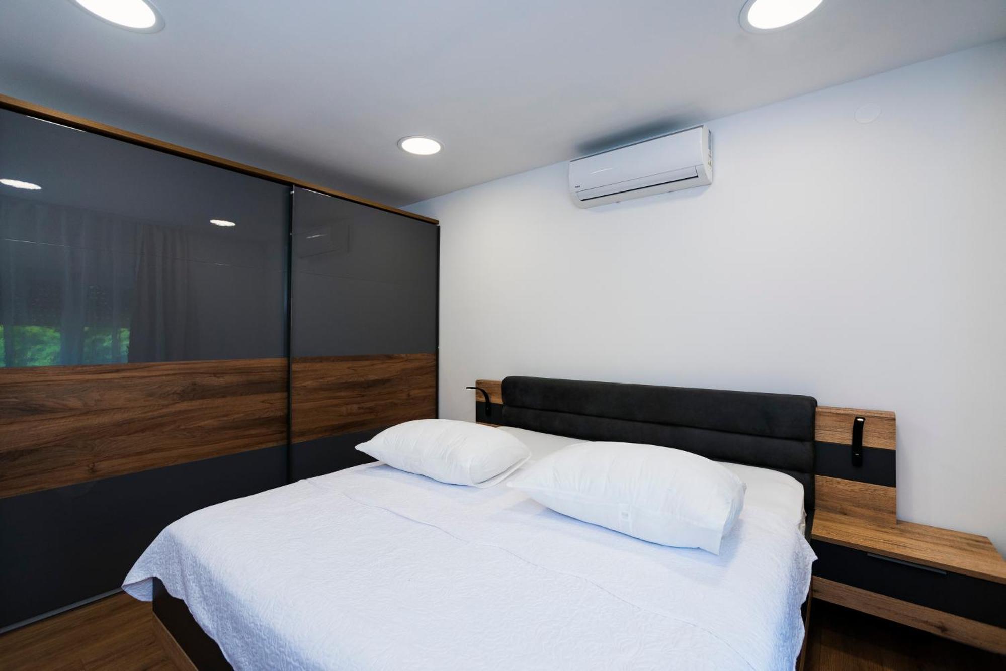M&M Pelivan Apartments Σολίν Εξωτερικό φωτογραφία